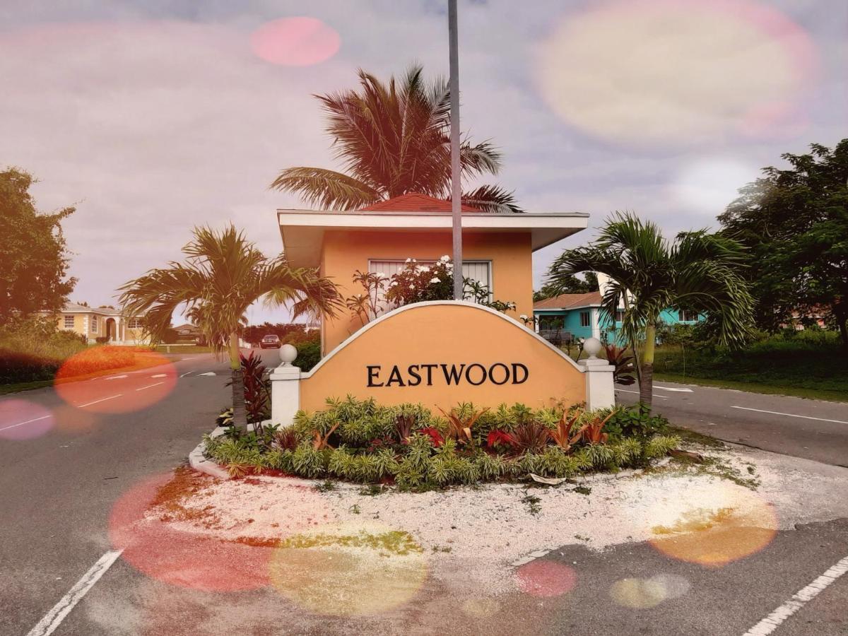 Eastwood Escape Ξενοδοχείο Νασάου Εξωτερικό φωτογραφία